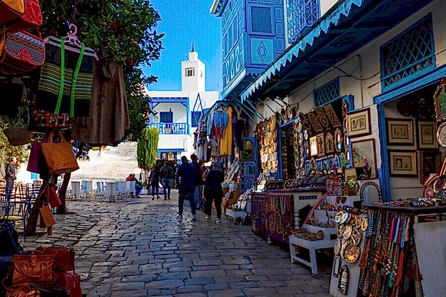 Bodrum pazarlarını gezin